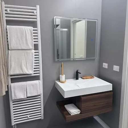 Deeproom Aparthotel