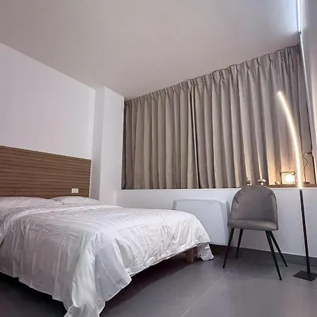 Apartahotel Deeproom Venecia